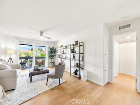 6600  Warner  10 , Huntington Beach, CA