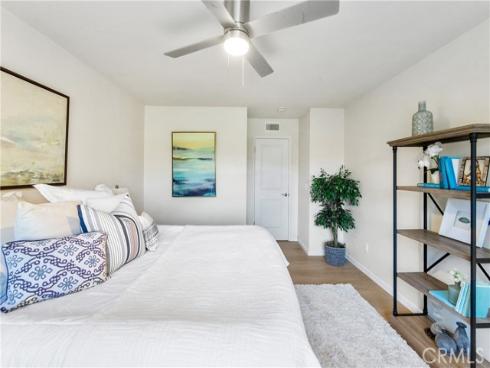 6600  Warner  10 , Huntington Beach, CA