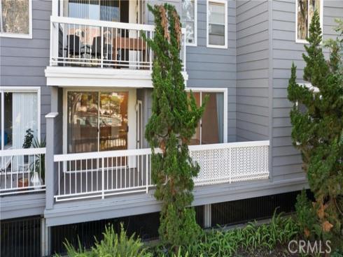 20371 Bluffside B105 Circle, Huntington Beach, CA