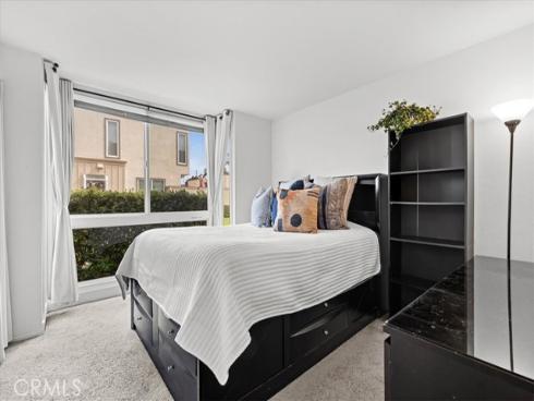 21282  Wavecrest   Circle, Huntington Beach, CA