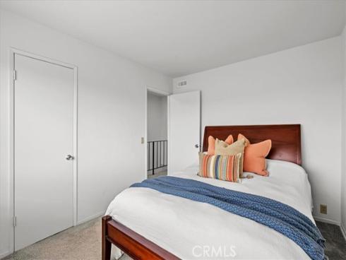 21282  Wavecrest   Circle, Huntington Beach, CA