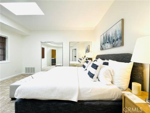 626  Lake  37  Street, Huntington Beach, CA