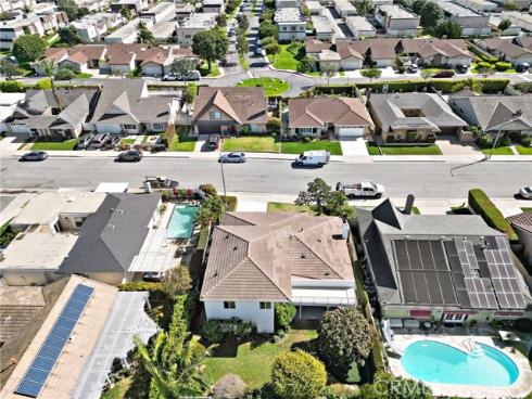 21361 Lemontree , Huntington Beach, CA