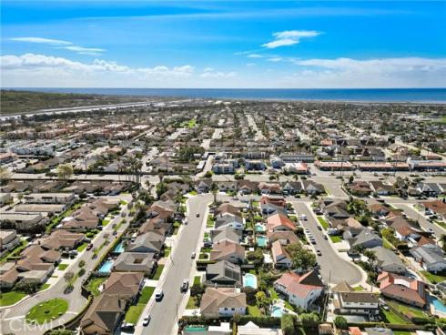21361 Lemontree , Huntington Beach, CA