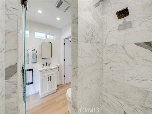 522  11th  , Huntington Beach, CA