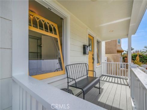 522  11th  , Huntington Beach, CA