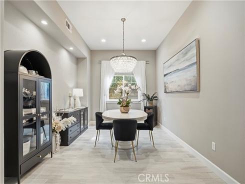 17491  Oakbluffs Lane  , Huntington Beach, CA