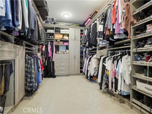 17491  Oakbluffs Lane  , Huntington Beach, CA