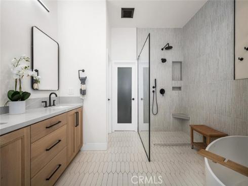 6237  Surfcove  , Huntington Beach, CA