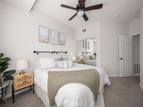 6237  Surfcove  , Huntington Beach, CA