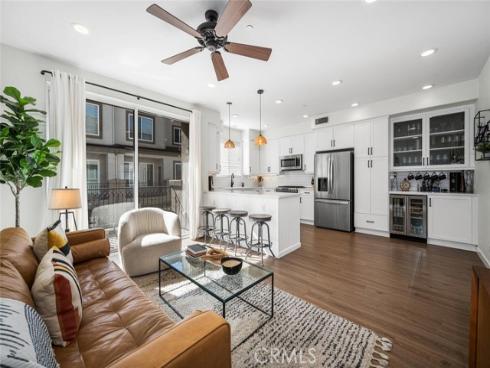 6237  Surfcove  , Huntington Beach, CA