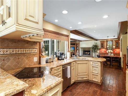 21822  Seacrest Ln  , Huntington Beach, CA