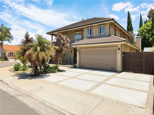 21822  Seacrest Ln  , Huntington Beach, CA