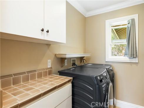 21822  Seacrest Ln  , Huntington Beach, CA