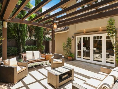 21822  Seacrest Ln  , Huntington Beach, CA