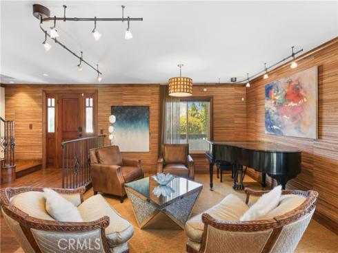 21822  Seacrest Ln  , Huntington Beach, CA