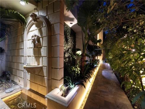 16631  Carousel  , Huntington Beach, CA