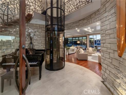 16631  Carousel  , Huntington Beach, CA