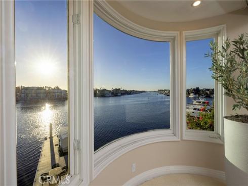 16631  Carousel  , Huntington Beach, CA