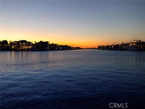 16631  Carousel  , Huntington Beach, CA