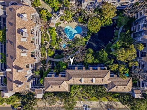 20341 Bluffside Circle C-203