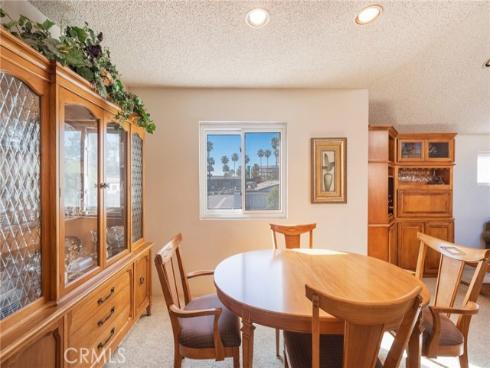 7911  Woodlake  77  Drive, Huntington Beach, CA