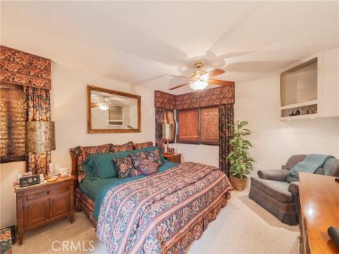 7911  Woodlake  77  Drive, Huntington Beach, CA