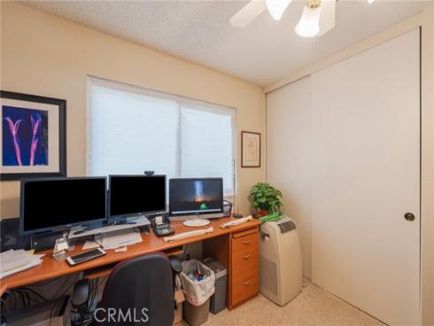 7911  Woodlake  77  Drive, Huntington Beach, CA