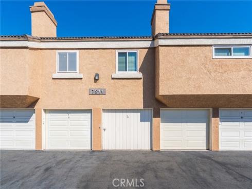 7911  Woodlake  77  Drive, Huntington Beach, CA