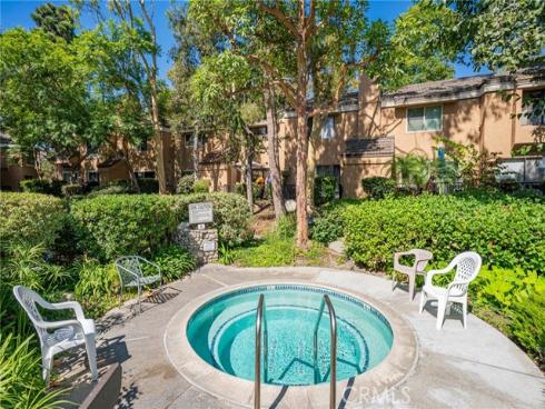 7911  Woodlake  77  Drive, Huntington Beach, CA