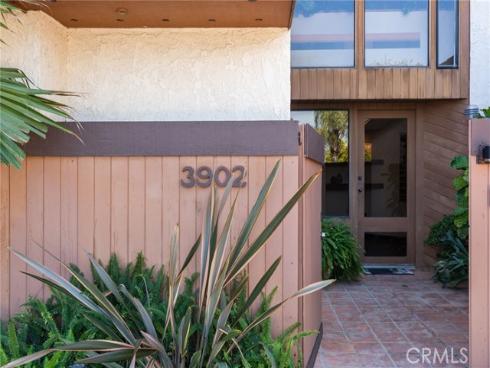 3902 Legend Circle, Huntington Beach, CA
