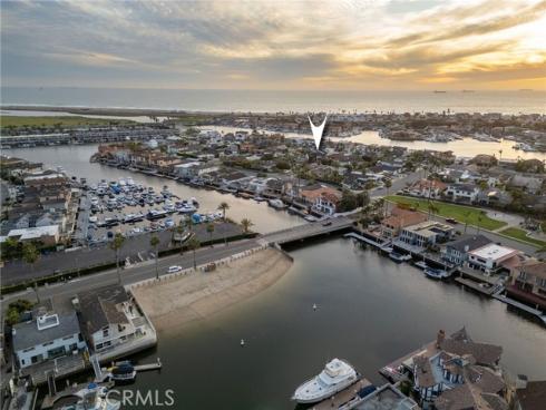 3902 Legend Circle, Huntington Beach, CA