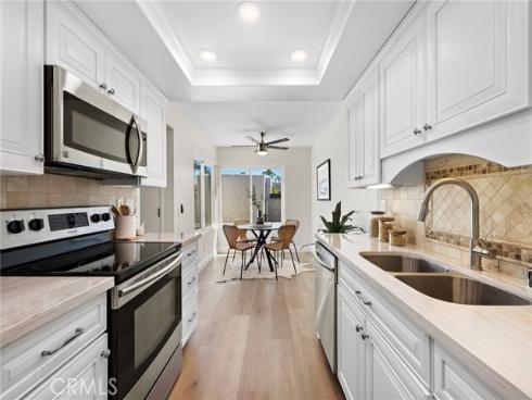 18721  Applewood Cir  , Huntington Beach, CA