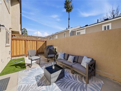 17601  Newland  H , Huntington Beach, CA