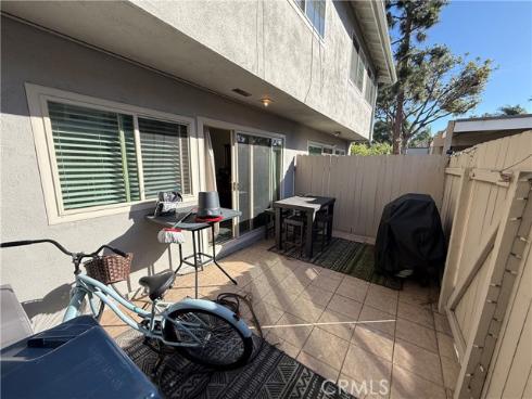 6672  Sun  C  Drive, Huntington Beach, CA