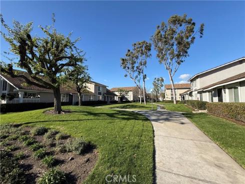 6672  Sun  C  Drive, Huntington Beach, CA