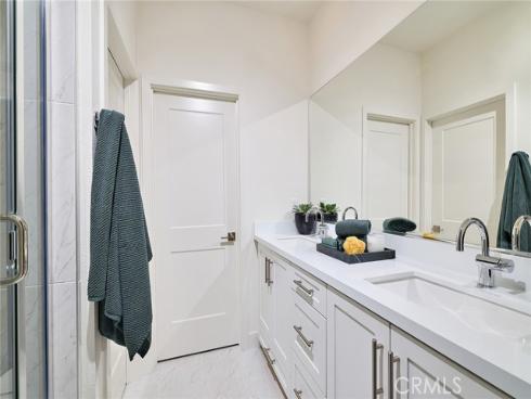 7264  Aura   Circle, Huntington Beach, CA