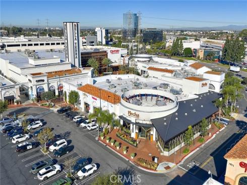 7264  Aura   Circle, Huntington Beach, CA