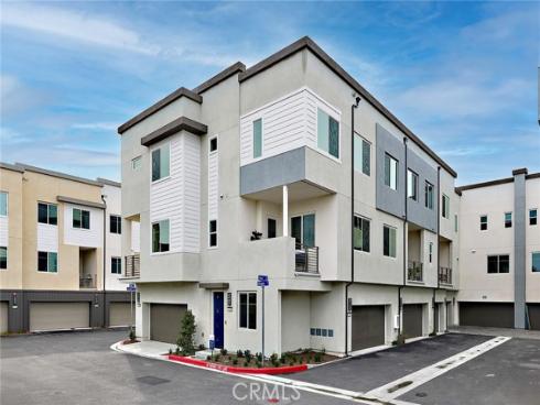 7264  Aura   Circle, Huntington Beach, CA