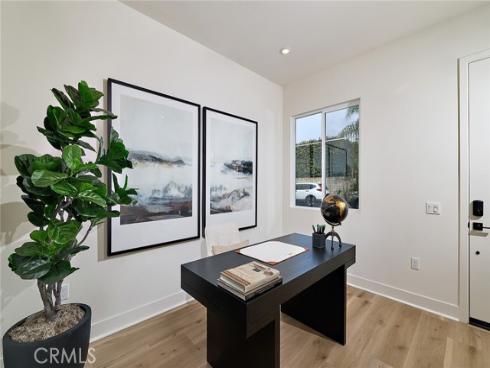 7264  Aura   Circle, Huntington Beach, CA