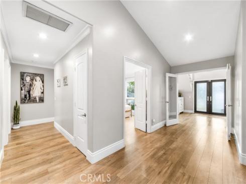 5522  Mossvale   Circle, Huntington Beach, CA