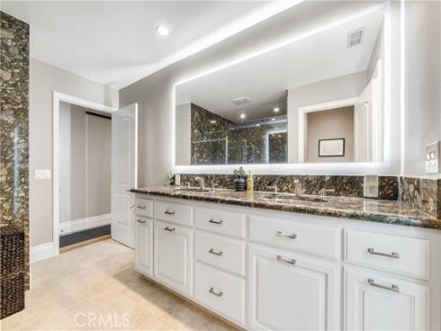 5522  Mossvale   Circle, Huntington Beach, CA