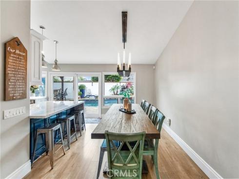 5522  Mossvale   Circle, Huntington Beach, CA