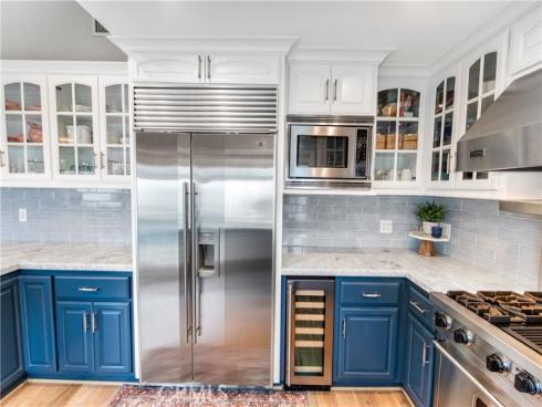 5522  Mossvale   Circle, Huntington Beach, CA