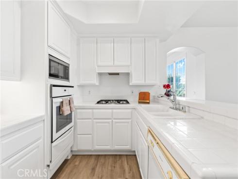 5142  Warner  112 , Huntington Beach, CA