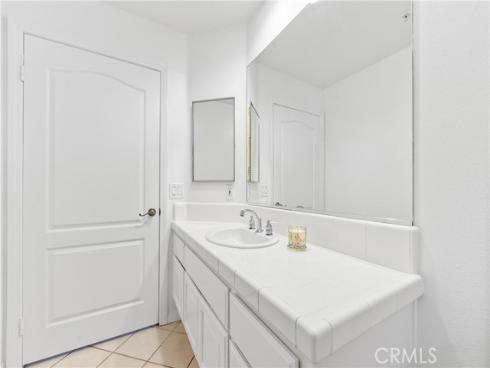 5142  Warner  112 , Huntington Beach, CA