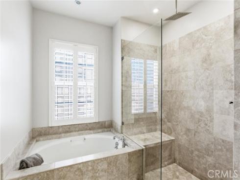 21245  Alanis  , Huntington Beach, CA