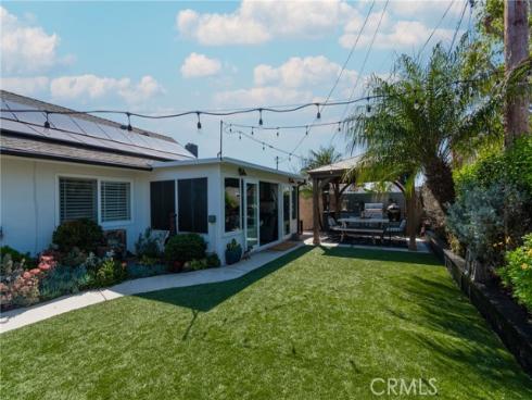 15551  Aulnay   Lane, Huntington Beach, CA