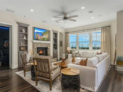 4692  Oceanridge   Drive, Huntington Beach, CA