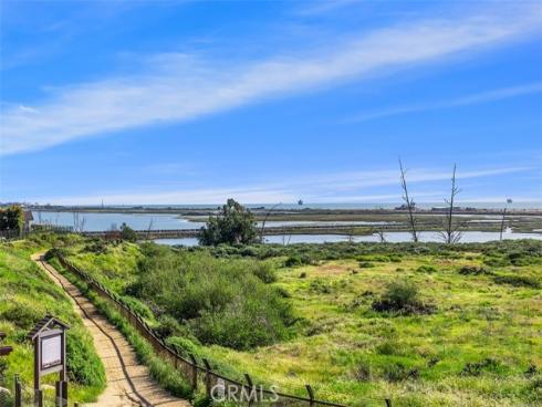 4692  Oceanridge   Drive, Huntington Beach, CA